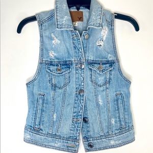 American Eagle Outfitters Distressed Denim Vest!! Brand New!!